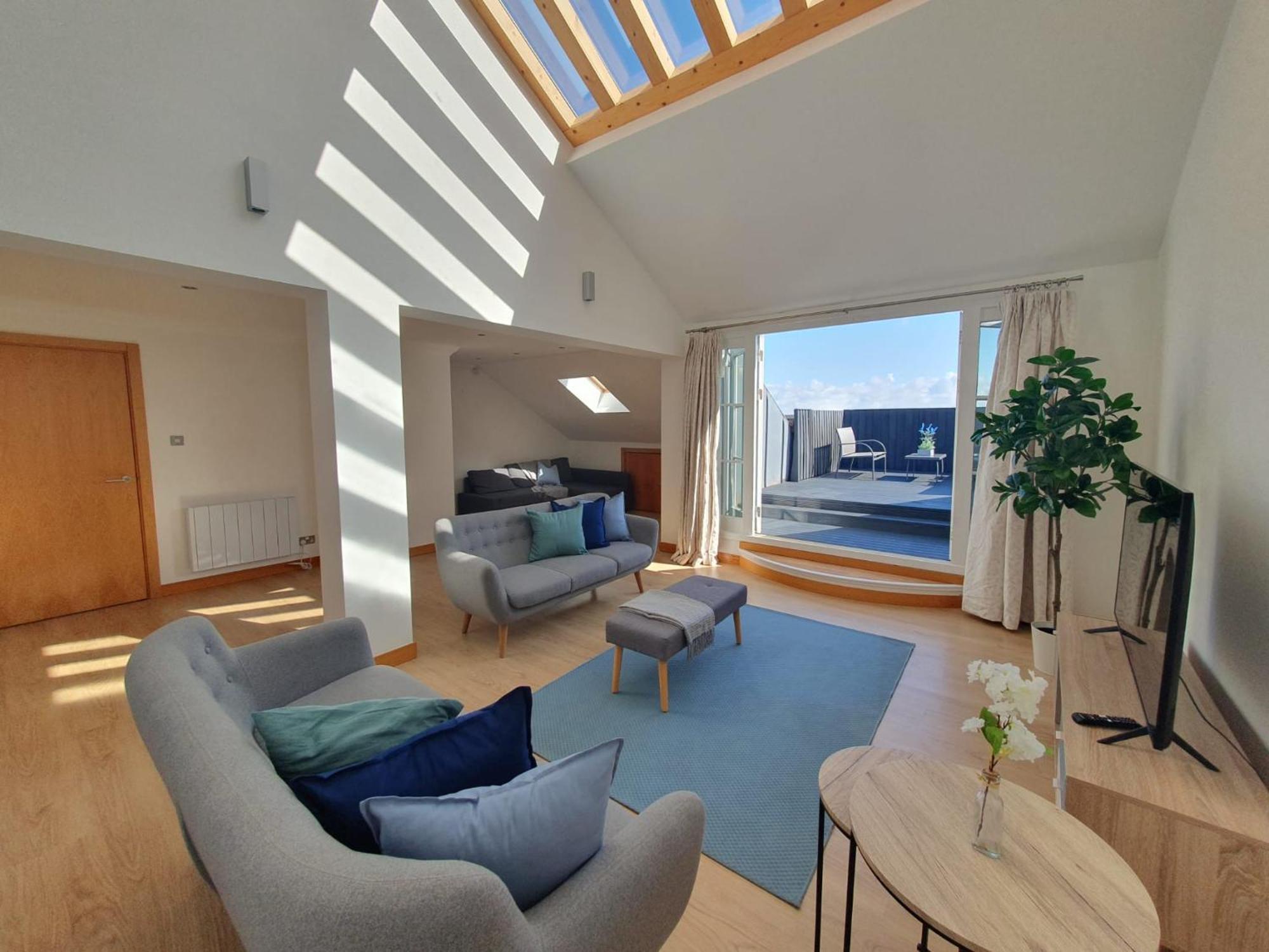 Weekly & Monthly Stays In Penthouse For Contractors Or Leisure Single Or Superking Beds Available Birkenhead Exterior foto